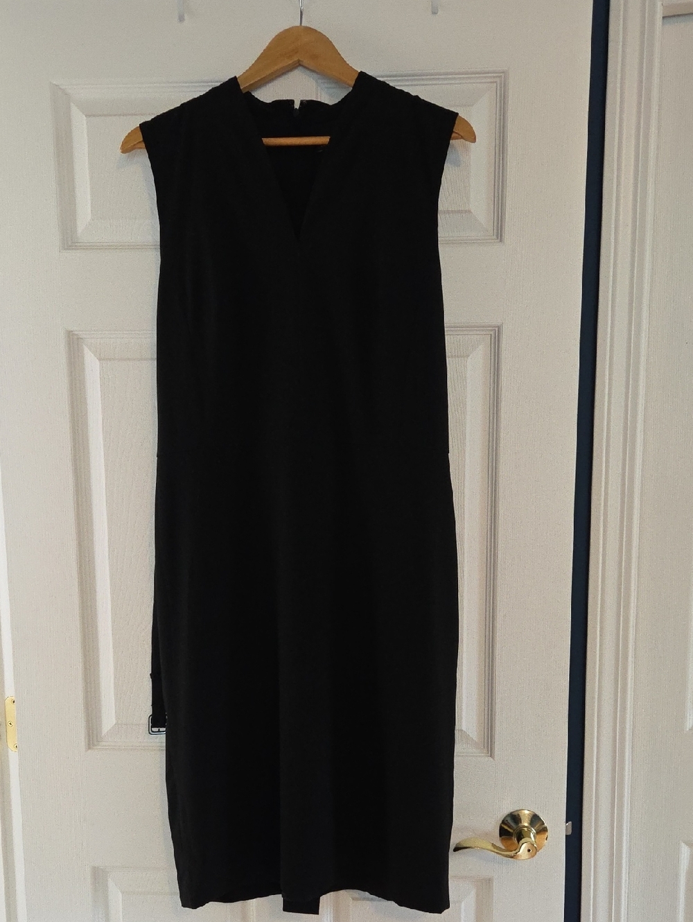 Ann Taylor Black Midi V-Neck Shift Dress